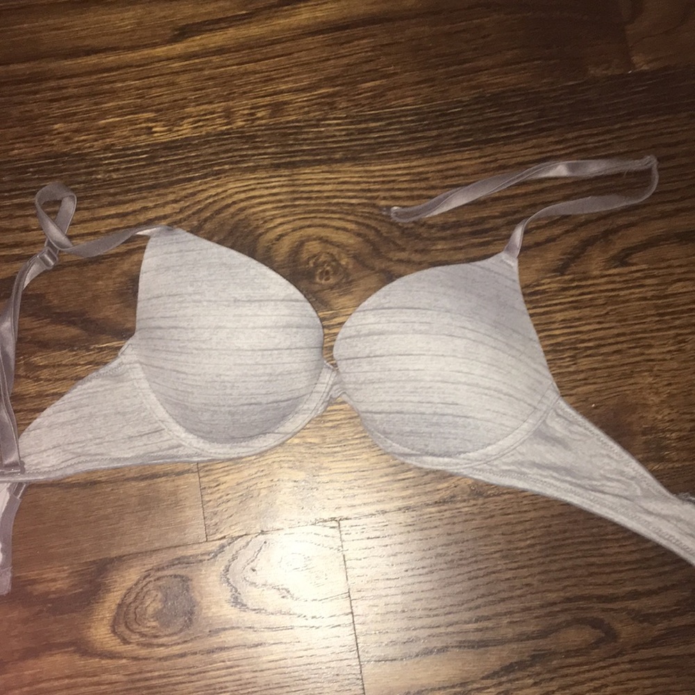 Grey Pink push up bra size 32B